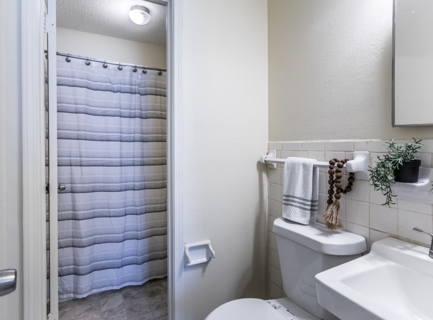 Range Park Bathroom Interior